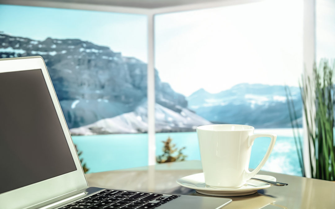 Télétravail à la montagne : 10 raisons pour mettre votre bureau au grand air !