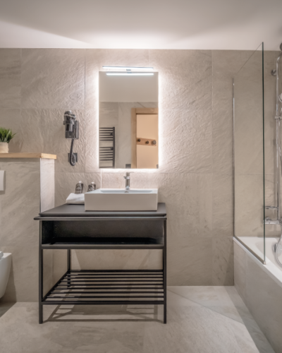 App202-bathroom