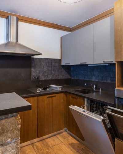 App10-kitchen2