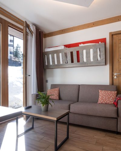 Studio 208