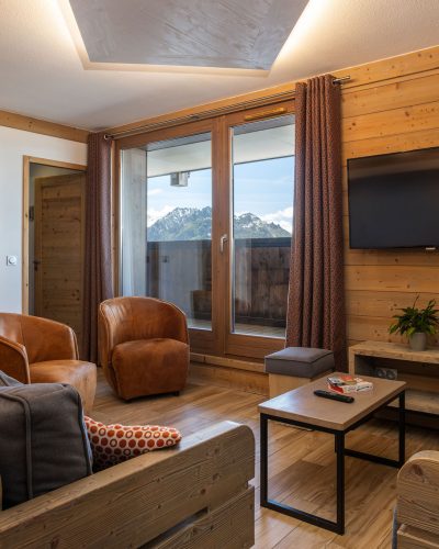 App301-Living Room-Rocnoir