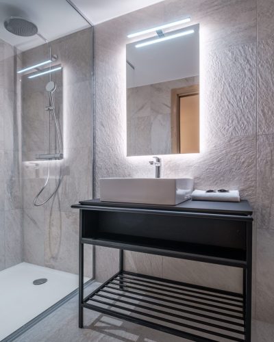 App510-Shower Room