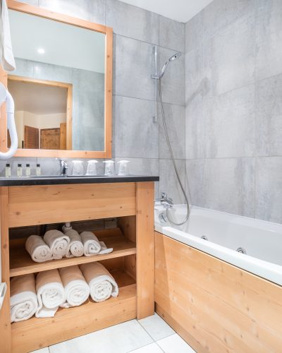App07-bathroom2