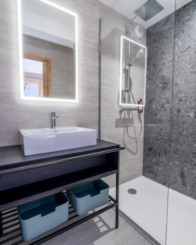 App73-salledebain