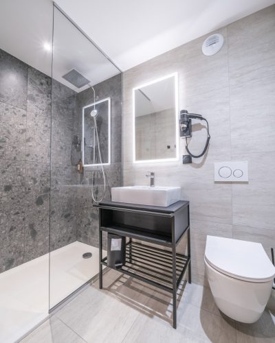 App72-salledebain