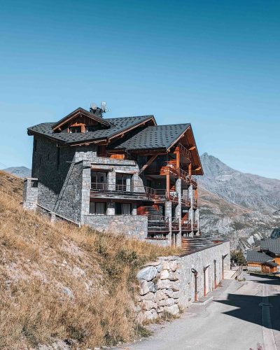 Residence-Almes-1-exterieur-ete