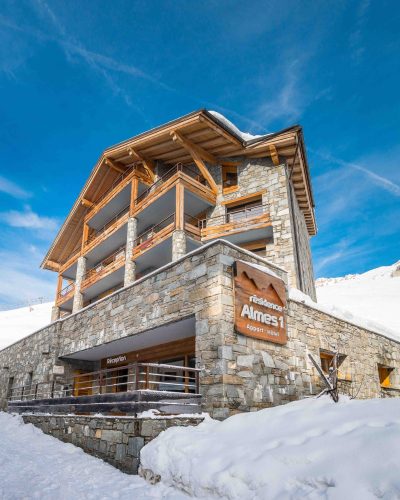 Residence-Almes-1-exterieur-neige