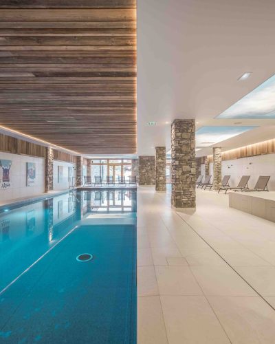 Residence-sky-la-rosiere-piscine-spa